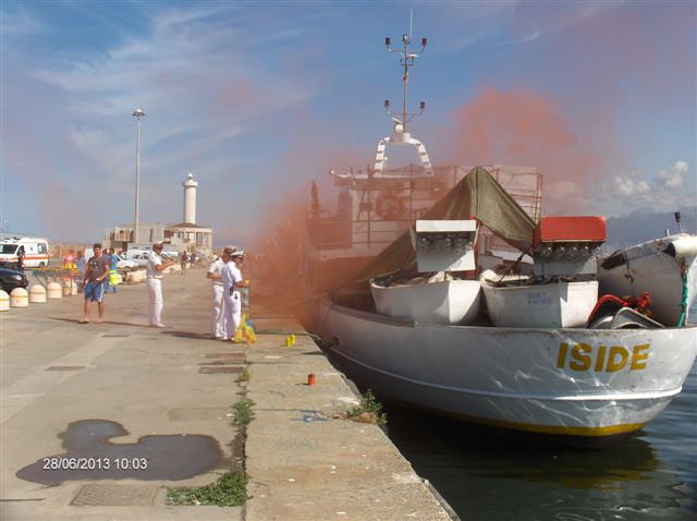 ESERCITAZIONE ANTINCENDIO PORTUALE A VIAREGGIO