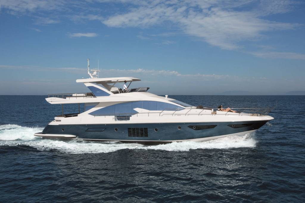 yacht Azimut