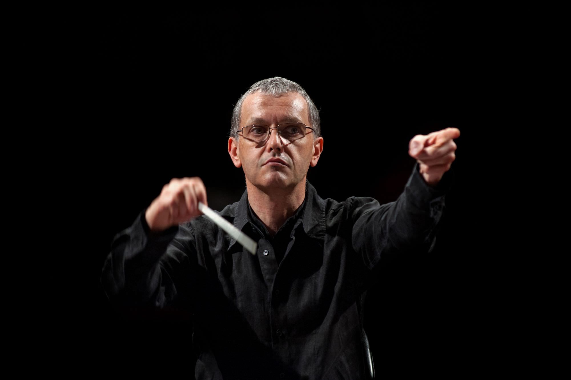 Il maestro Galeati dirige il festival Pucciniano
