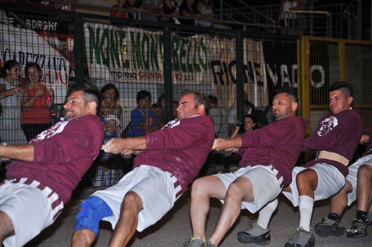 LA PIEVE IN TESTA DOPO LA SECONDA GIORNATA DEL PALIO DEI RIONI DI CAMAIORE