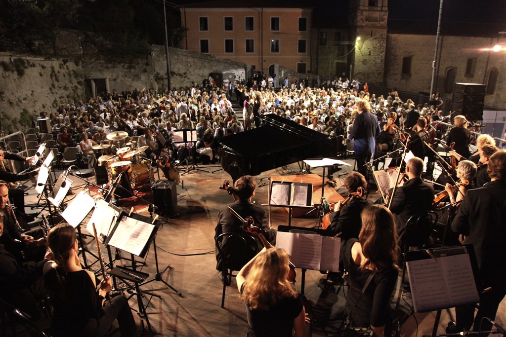 Un ricco programma di stelle per “Pietrasanta in concerto”