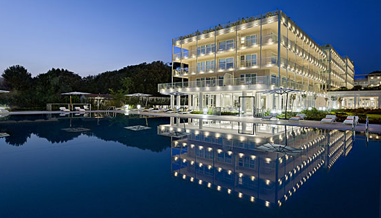 Una Hotel Versilia è il “Luxury Sea View Hotel of the Year”