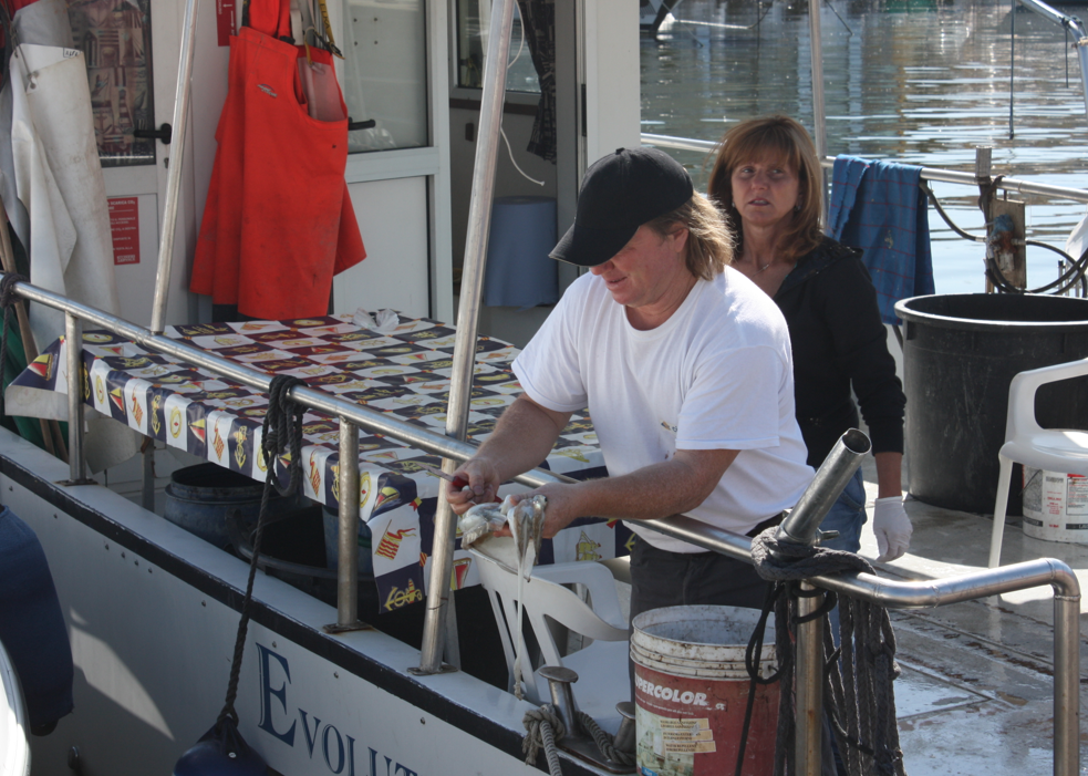 VIAREGGIO, CRISI DELLA PESCA: “MAI UTILI COSÌ BASSI DAL 2008 AD OGGI”