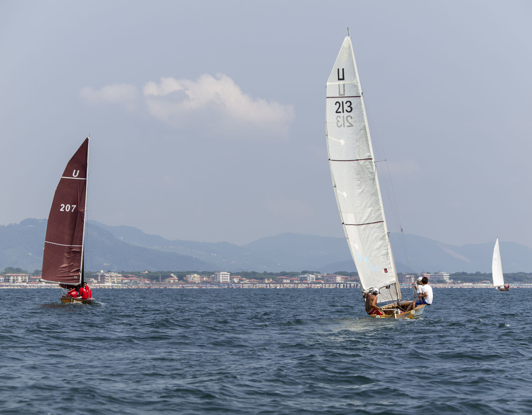 AGONISMO E SPETTACOLO CON LE VELE D’EPOCA A MARINA DI PIETRASANTA