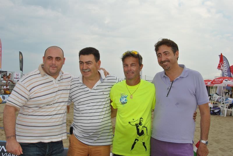 VIAREGGIO CAPITALE DEL BEACH TENNIS COL MEMORIAL “FEDERICO PARIS”