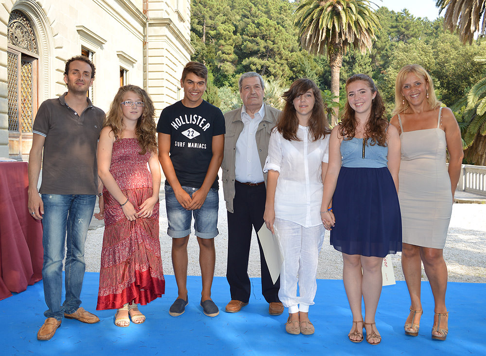 A CAMAIORE SI PREMIA “LA POESIA DEI RAGAZZI”. ECCO I NOMI DELLA GIURIA DEL PREMIO LETTERARIO 2013