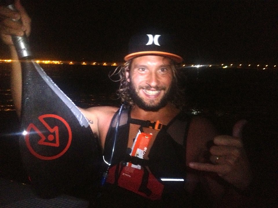 Parla il surfista soccorso in mare: “Mai stato in difficoltà: mi sto allenando per arrivare in Corsica con le telecamere Rai”