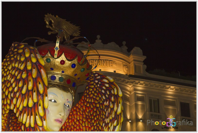 Carnevale, la questura vieta l’utilizzo di manganelli e bombolette spray