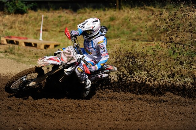 Motocross, ottavo e decimo posto per Simpson in Belgio