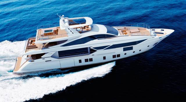Benetti presenta la nuova linea di yacht veloci al Cannes boat show