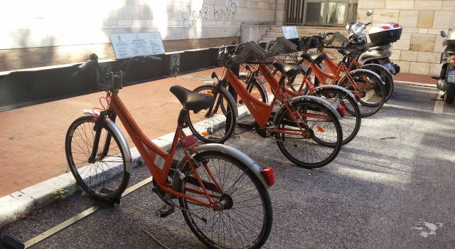 Biciclette pubbliche a Viareggio, un disservizio e uno spreco di denaro