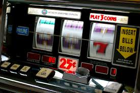 Forte dei Marmi contro ludopatia e gioco d&#8217;azzardo. &#8220;Disciplinati gli orari delle sale giochi e delle slot machine&#8221;