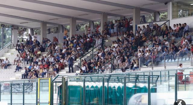 Viareggio, Bruno Martella ed i genitori di Magnaghi tifosi d&#8217;eccezione ai &#8220;Pini&#8221;