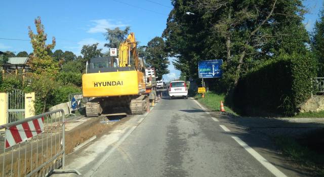 Due cantieri e due semafori: come bloccare il traffico sulla Sarzanese