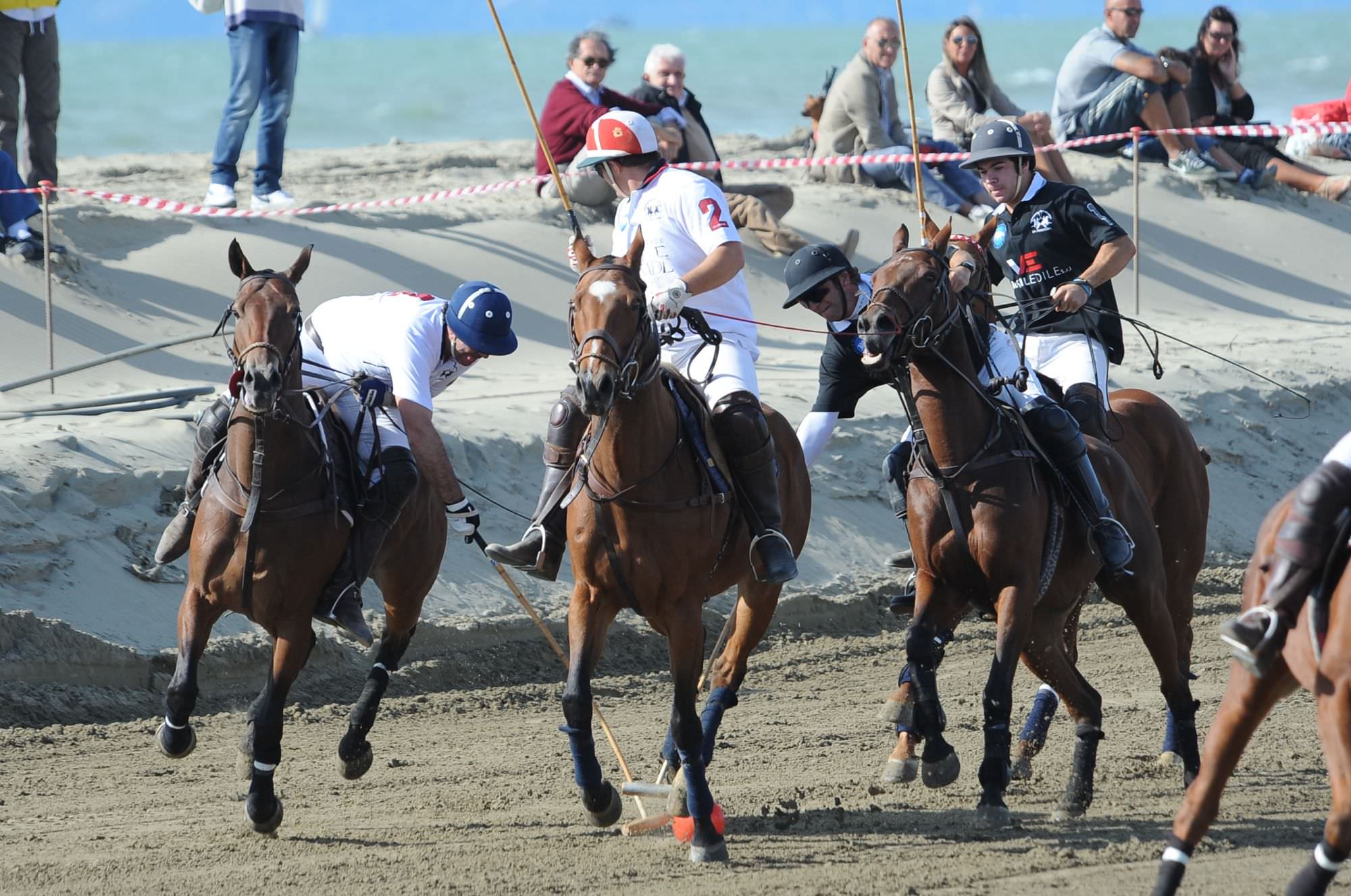 Viareggio Polo Beach Cup: al Principe quattro giorni di sport, spettacolo ed eventi