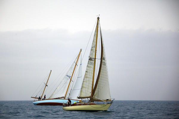 Al Club Nautico Versilia il corso di vela con l’insegnante Daniele Bresciano