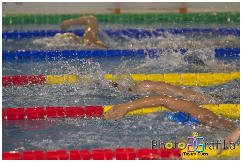 “Azionariato popolare per salvare la piscina”