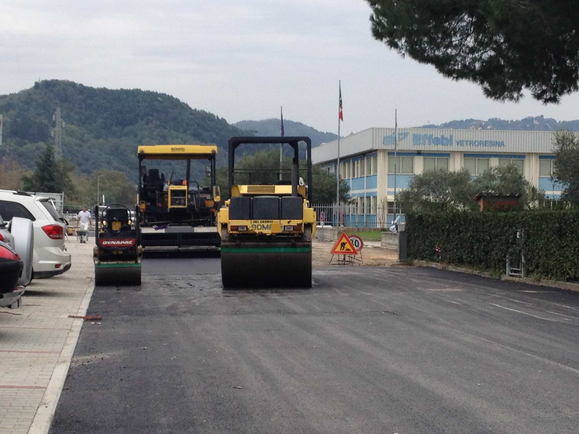 Gas, luce, fognatura: tra 15 giorni chiude il cantiere in via Fondacci a Montramito