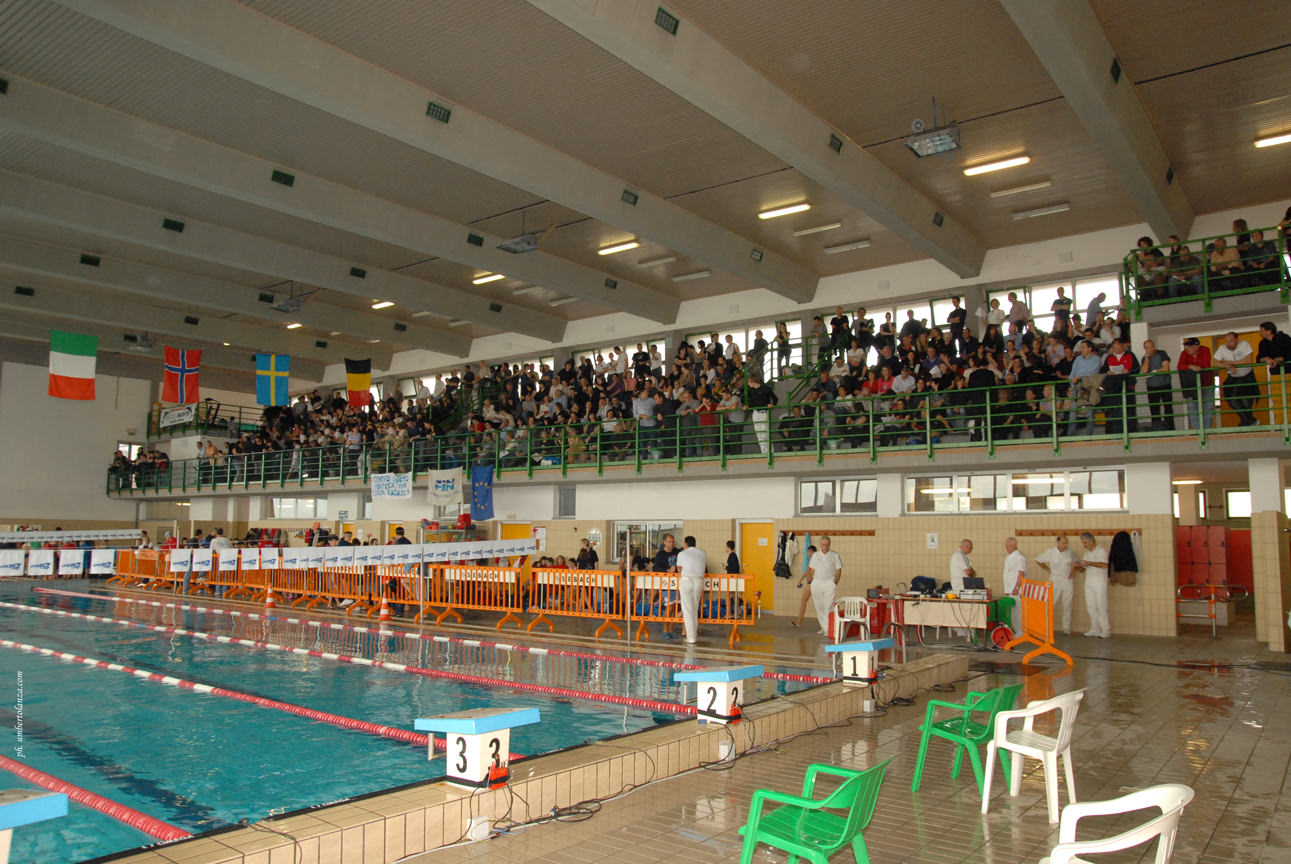 Nuoto, alla piscina comunale di Massarosa le gare delle categorie Master