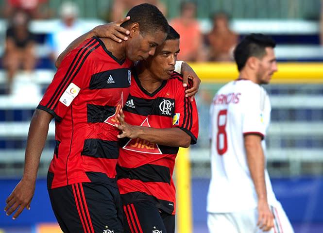 A Copacabana la samba dei viareggini, Gori e Ramacciotti in gol col Milan