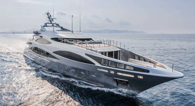 Benetti presenta Pantera, il nuovo yacht di 47 metri