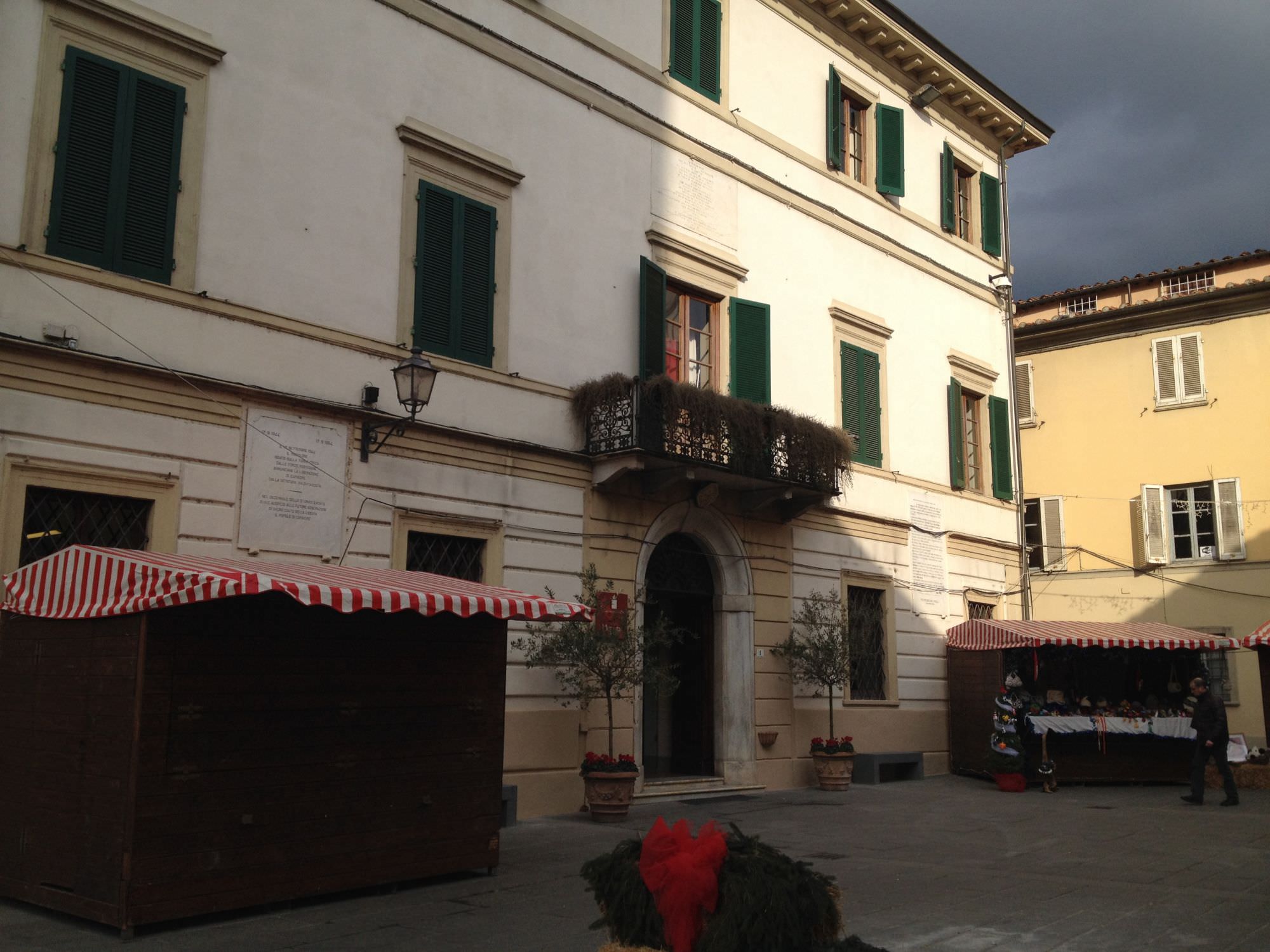 Camaiore, il Comune paga i contributi per l’affitto