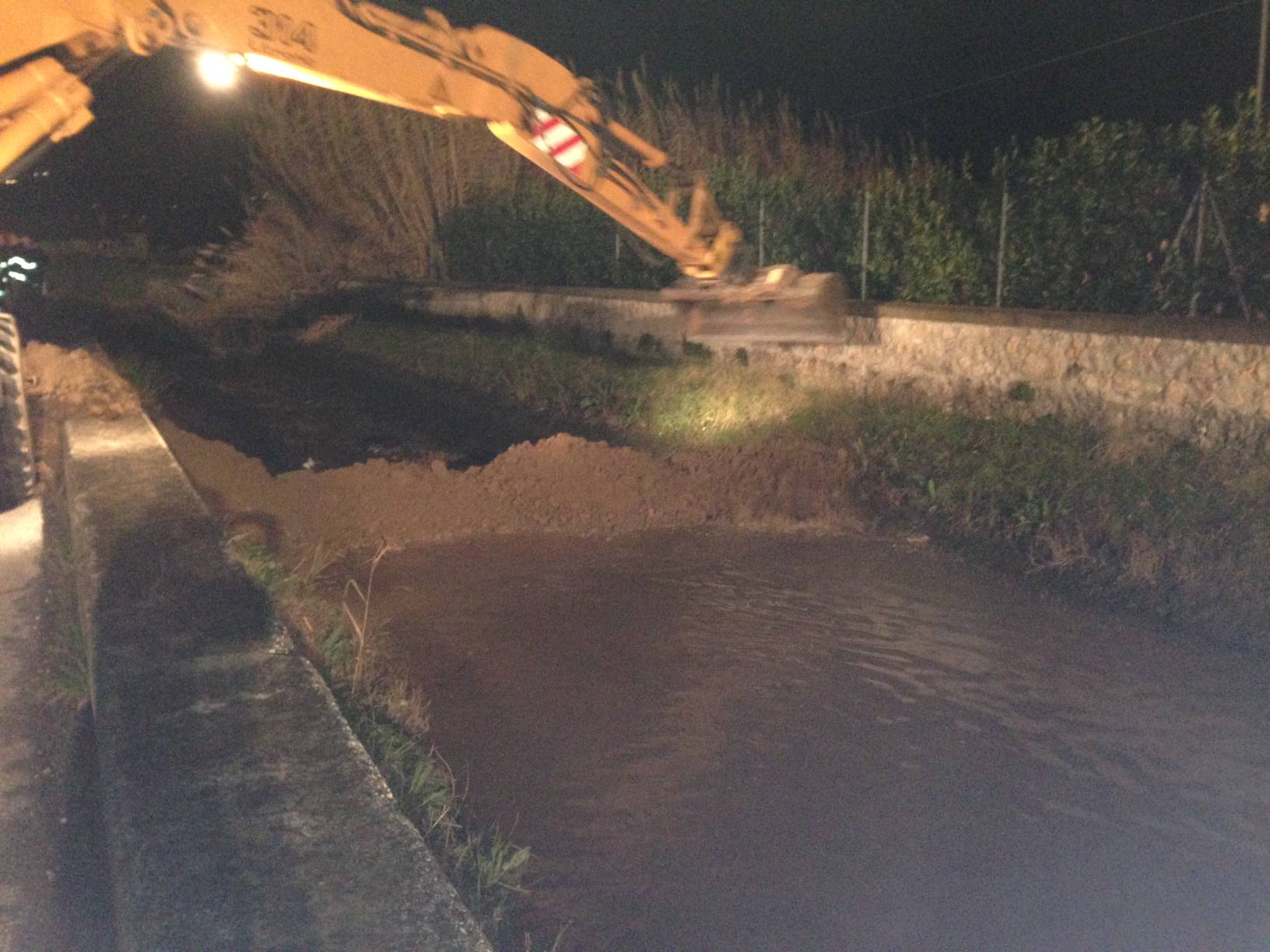 Maltempo, crollato il sifone del canale Lama della Torre