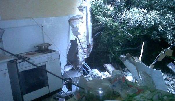 Tragedia sfiorata a Seravezza: &#8220;La frana è entrata in casa&#8221;. Altre 4 famiglie evacuate