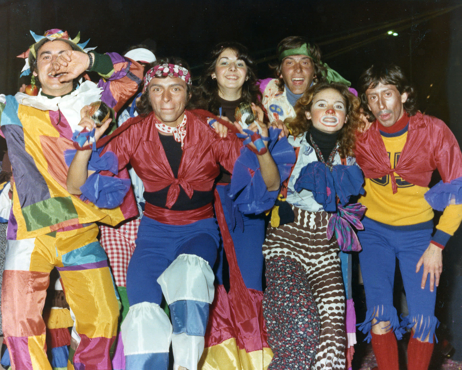 Il Carnevaldarsena organizza la “Cena delle Maschere”, caccia allo spirito rionale di una volta