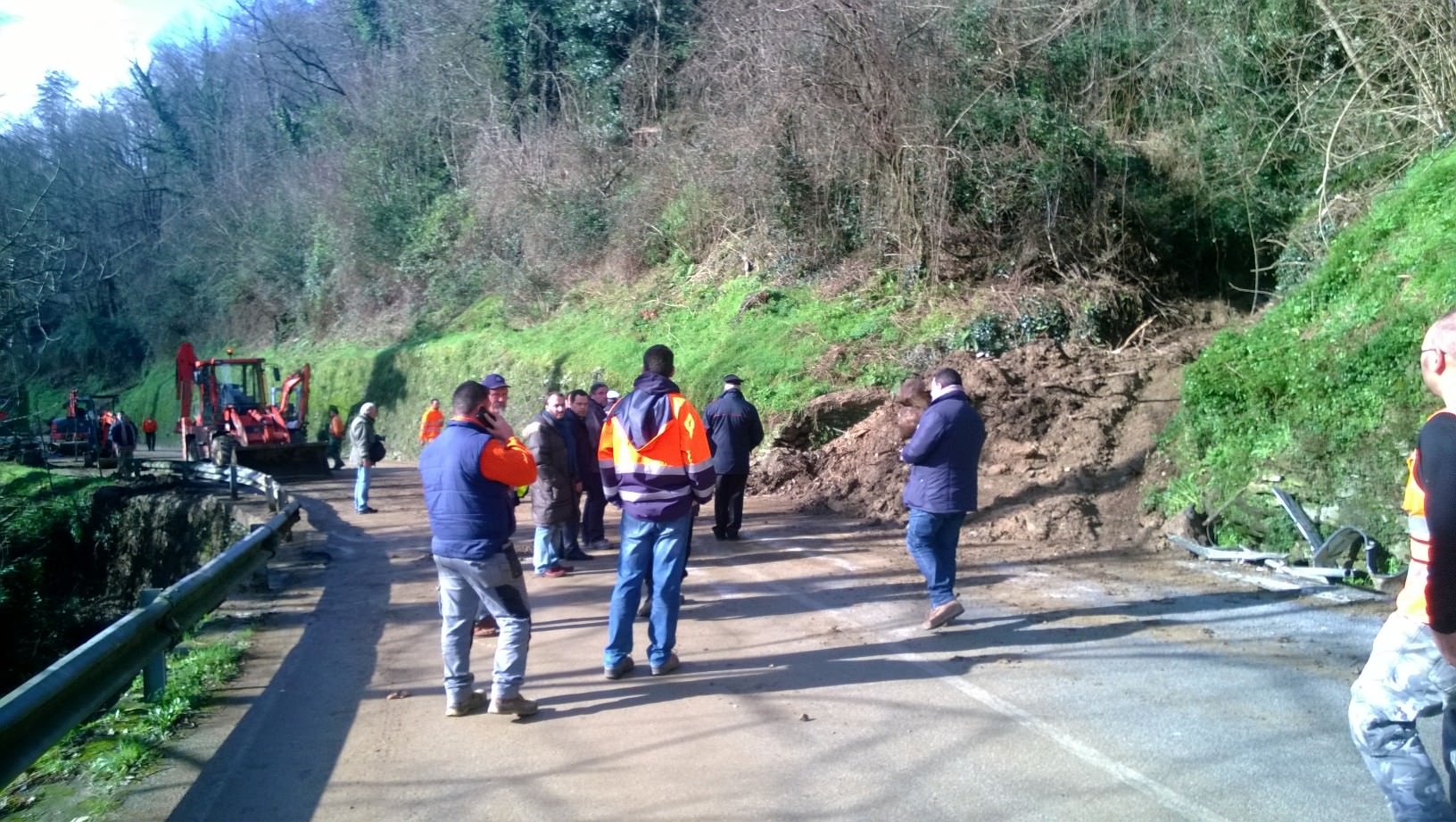 Strada per Arni, avviate le procedure per l’intervento di messa in sicurezza