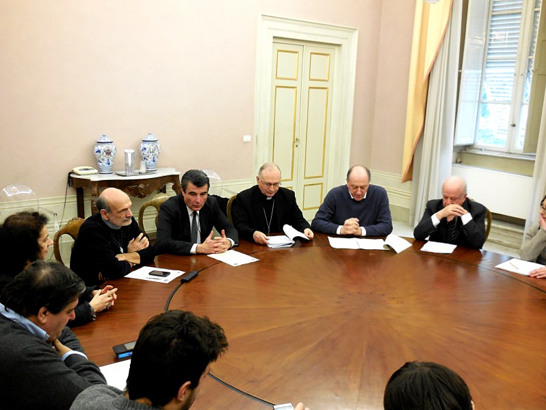 Lavoro e inclusione sociale. Presentato il progetto di Provincia, Comune, Fondazione CrLucca e Caritas