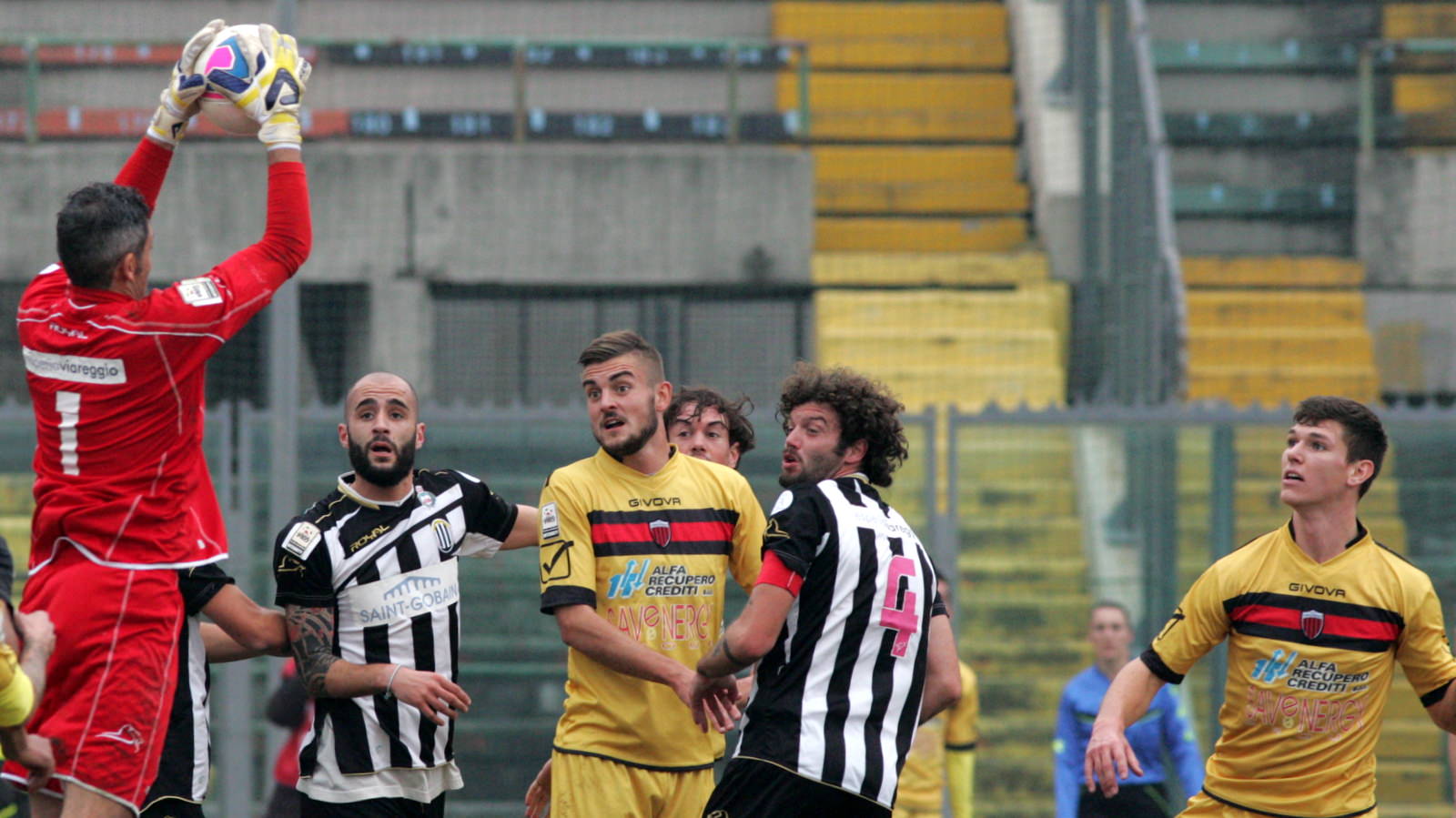 Nocerina-Viareggio 1-0, decide Cremaschi