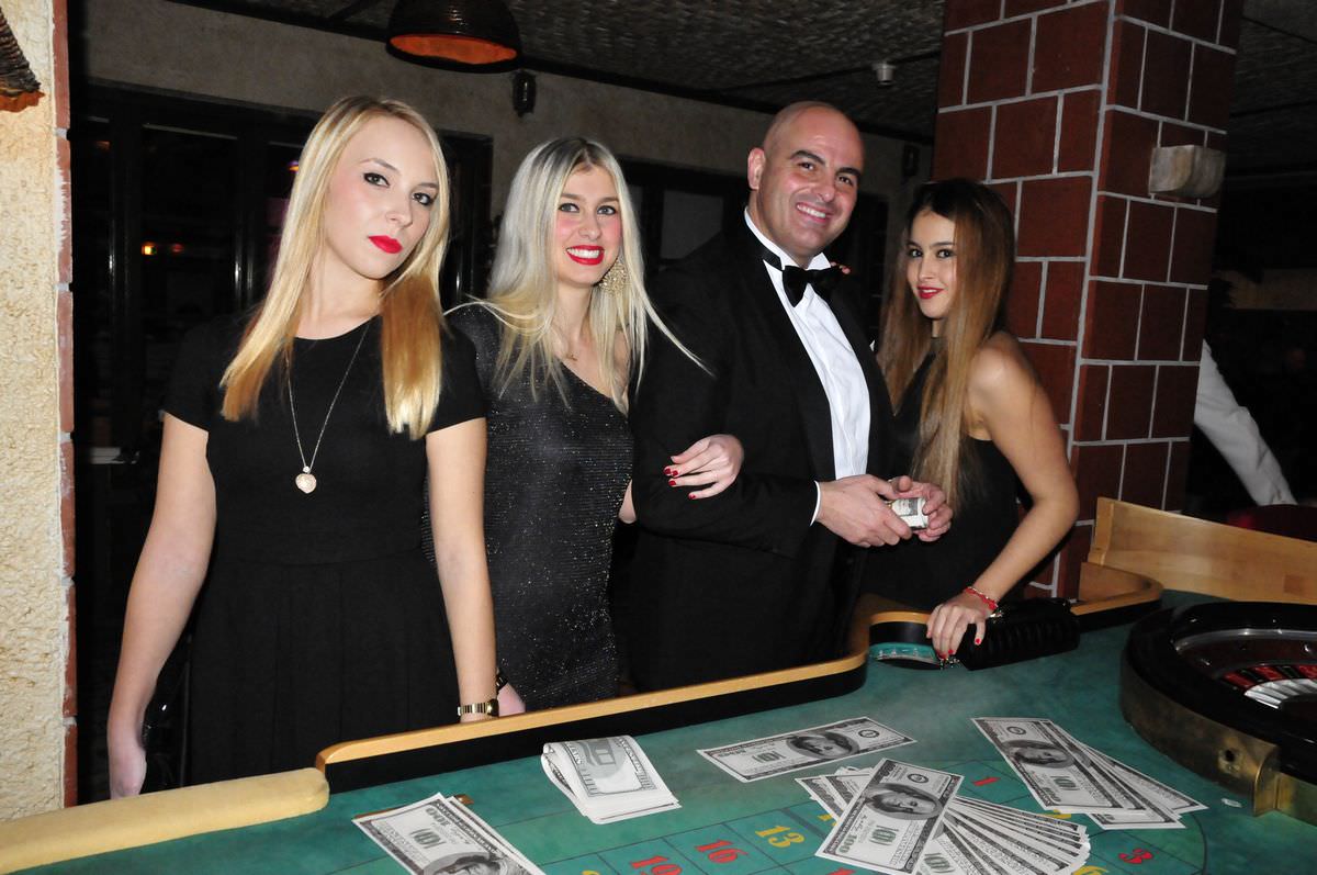 James Bond e le Bond Girls in Capannina per la serata “Casinò Royal”