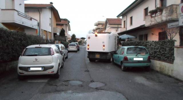 Class action contro i nuovi orari dello spazzamento delle strade a Viareggio?
