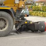 Brutto incidente a catena sulla via Italica, un ferito 3 fotoMania