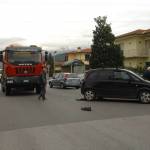 Brutto incidente a catena sulla via Italica, un ferito 2 fotoMania