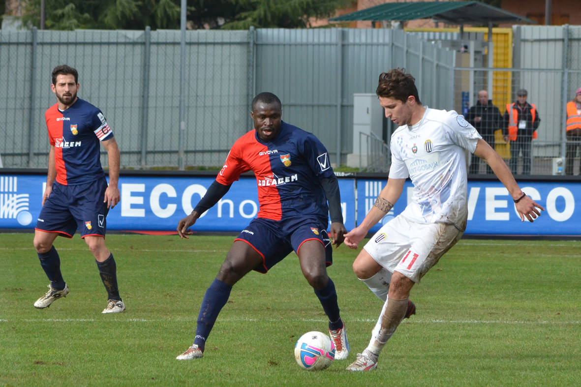 Simone Della Latta passa al Pontedera