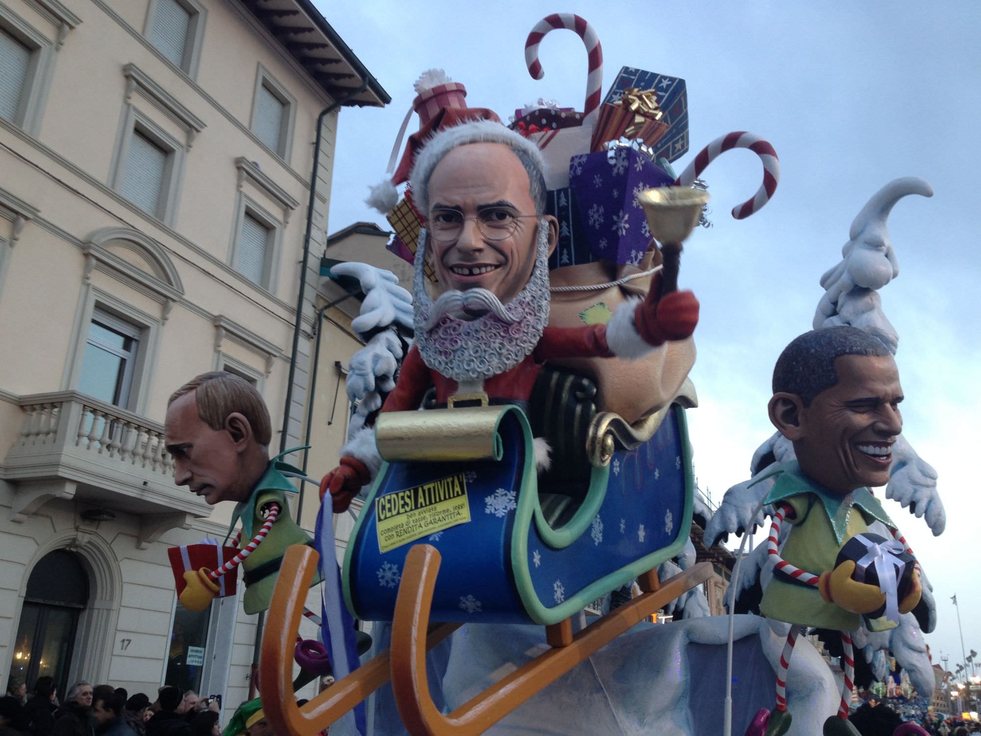 Carnevale di Viareggio 2014, le mascherate di gruppo: ancora tutti a rincorrere Bertozzi?