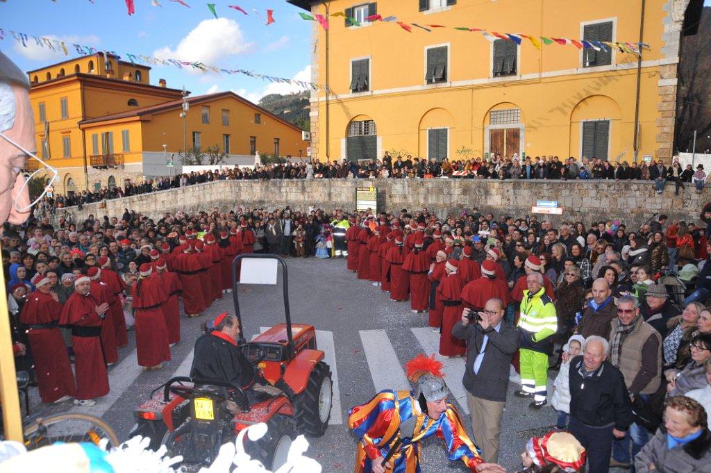 San Biagio e Carnevale a braccetto. Pietrasanta in festa