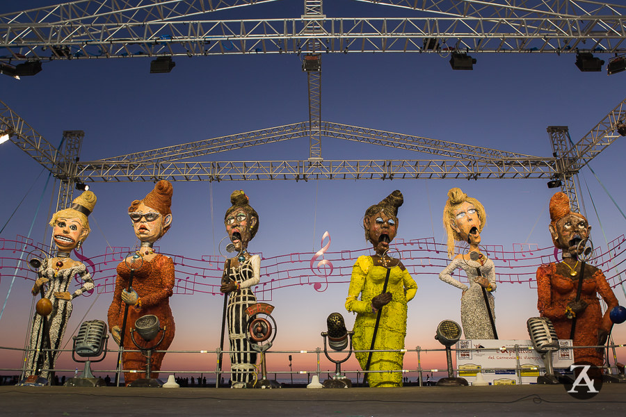 Il Carnevale di Viareggio punta a 1,2 milioni di contributo della Regione Toscana per il 2015