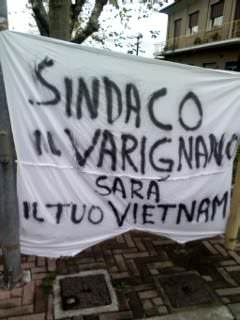 &#8220;Sindaco, il Varignano sarà il tuo Vietnam&#8221;, la rabbia dei comitati antisfratto