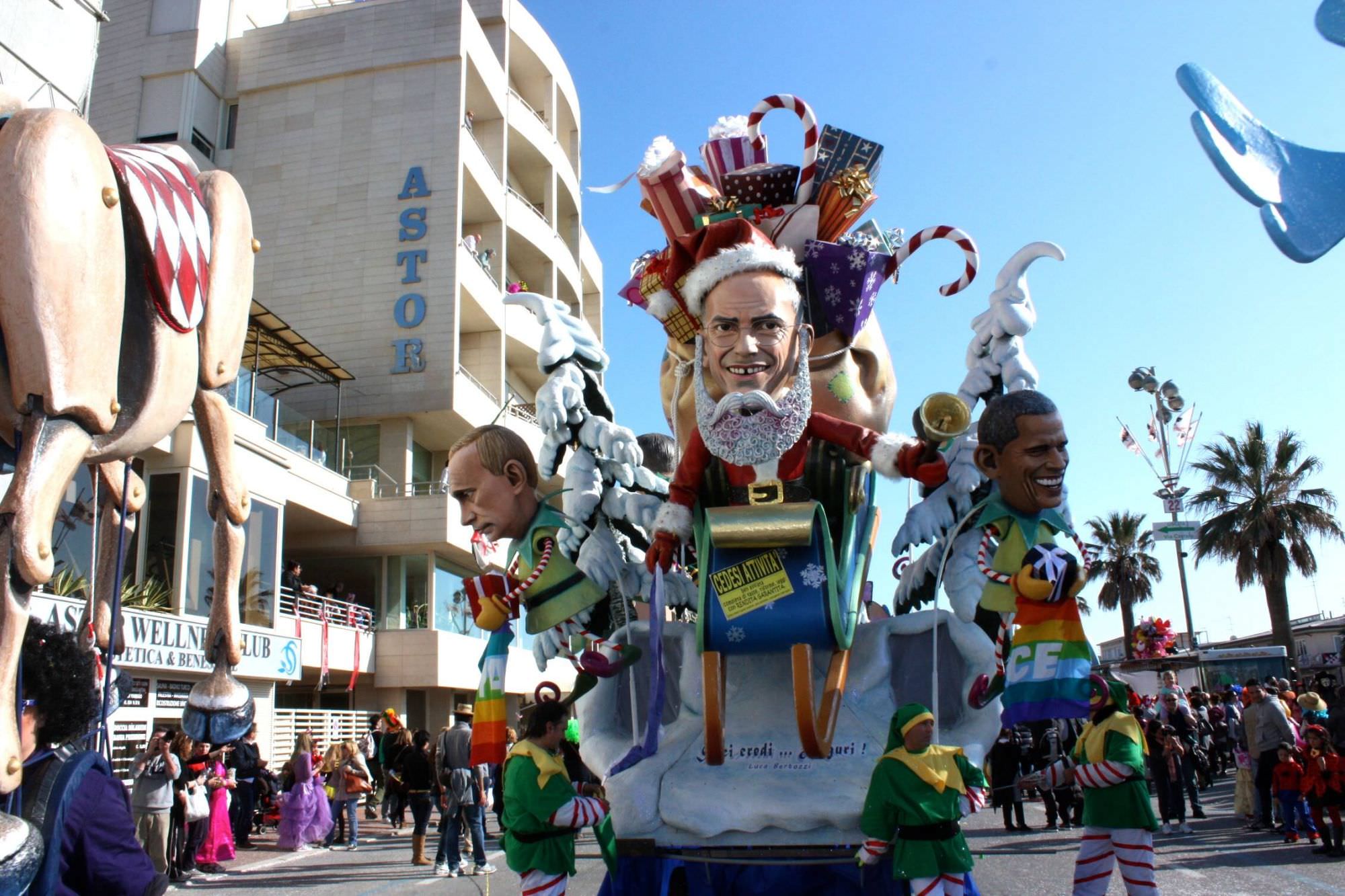 Carnevale di Viareggio 2014, le schede dei giurati delle mascherate di gruppo