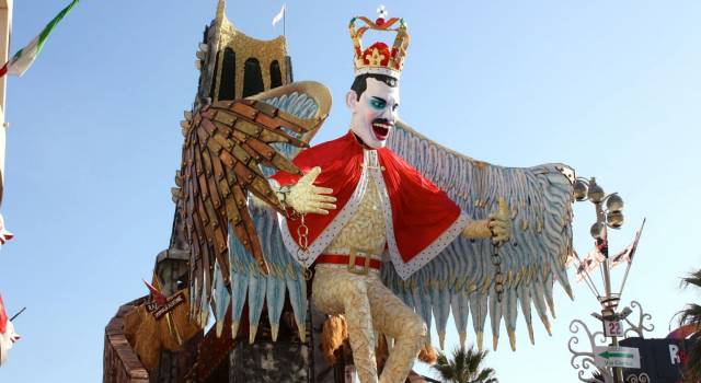 &#8220;Basta paragonare Carnevale e sociale, Viareggio non può rinunciare a un evento così&#8221;