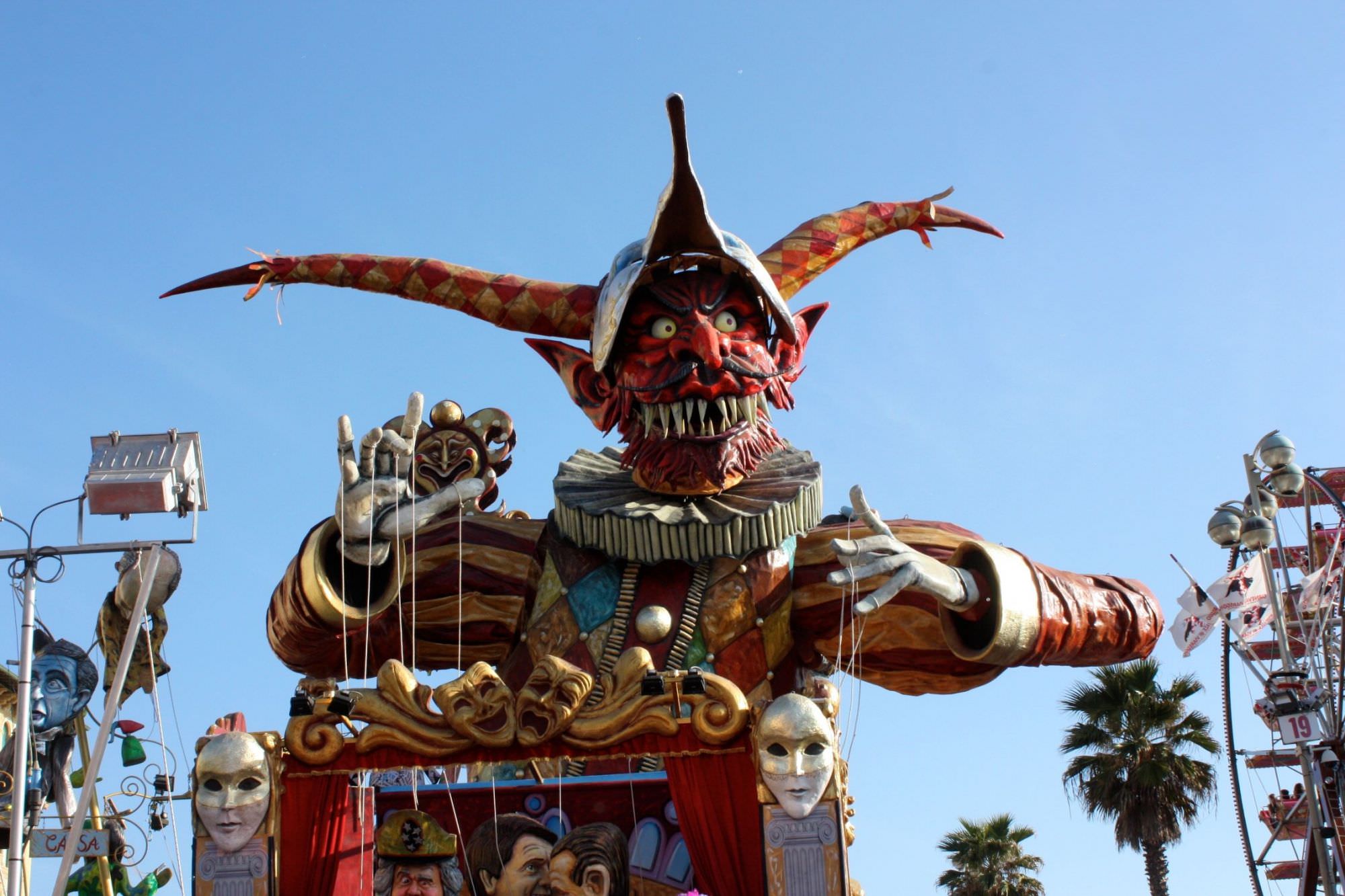 Carnevale di Viareggio 2014, le schede dei giurati di seconda categoria