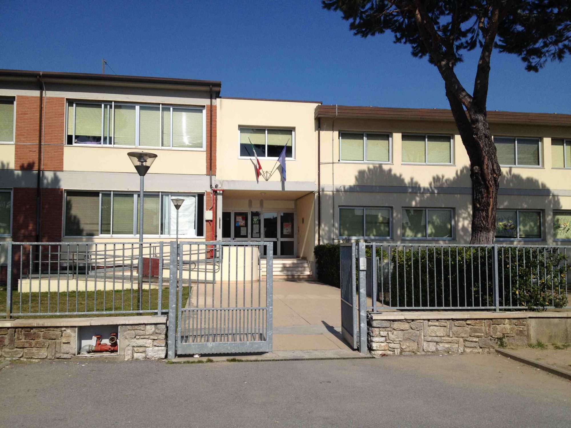 Camaiore, l’associazione balneari investe sulla scuola e sul futuro