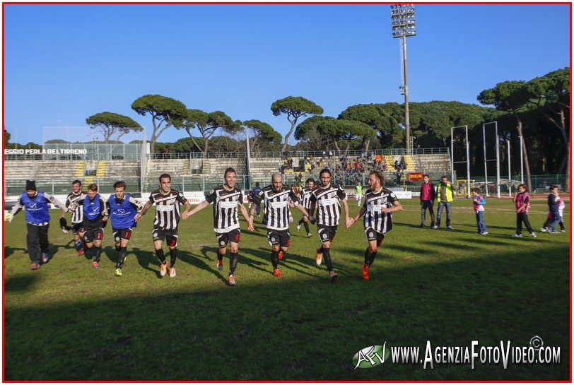 “Si convochi subito una Commissione sport allargata per discutere dell’Esperia Viareggio”