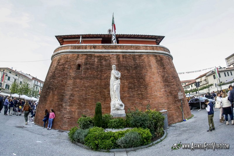 Forte dei marmi si prepara agli eventi di Natale