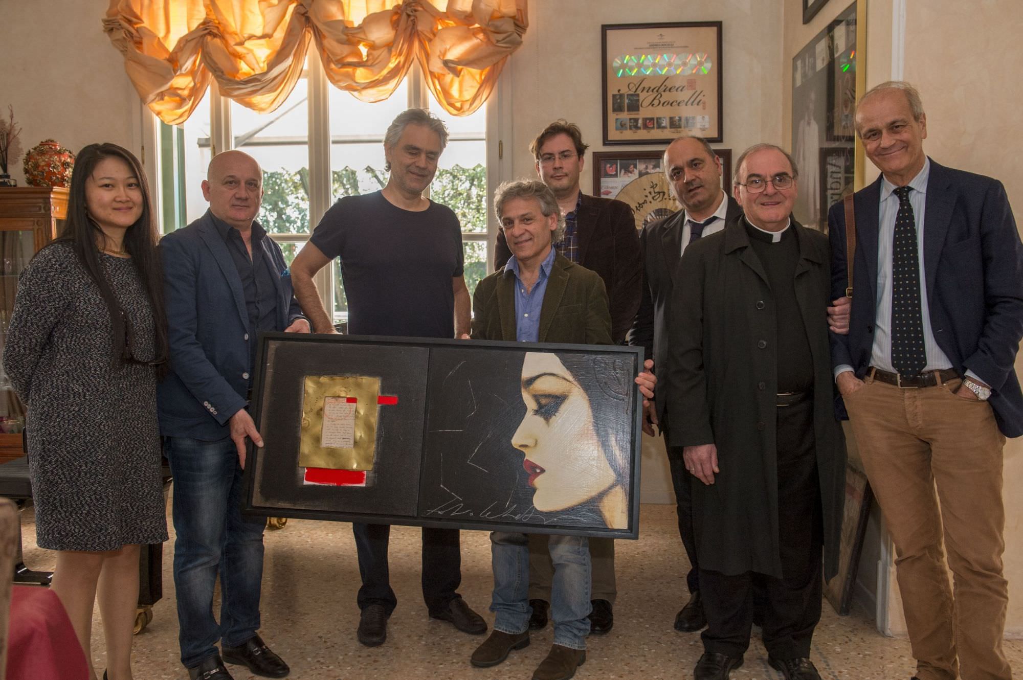 Andrea Bocelli ritira il premio  “Toscana cultura della disabilità”