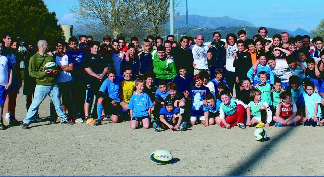 Oltre cento &#8220;titani&#8221; per lo stage con la stella del rugby Mauro Bergamasco