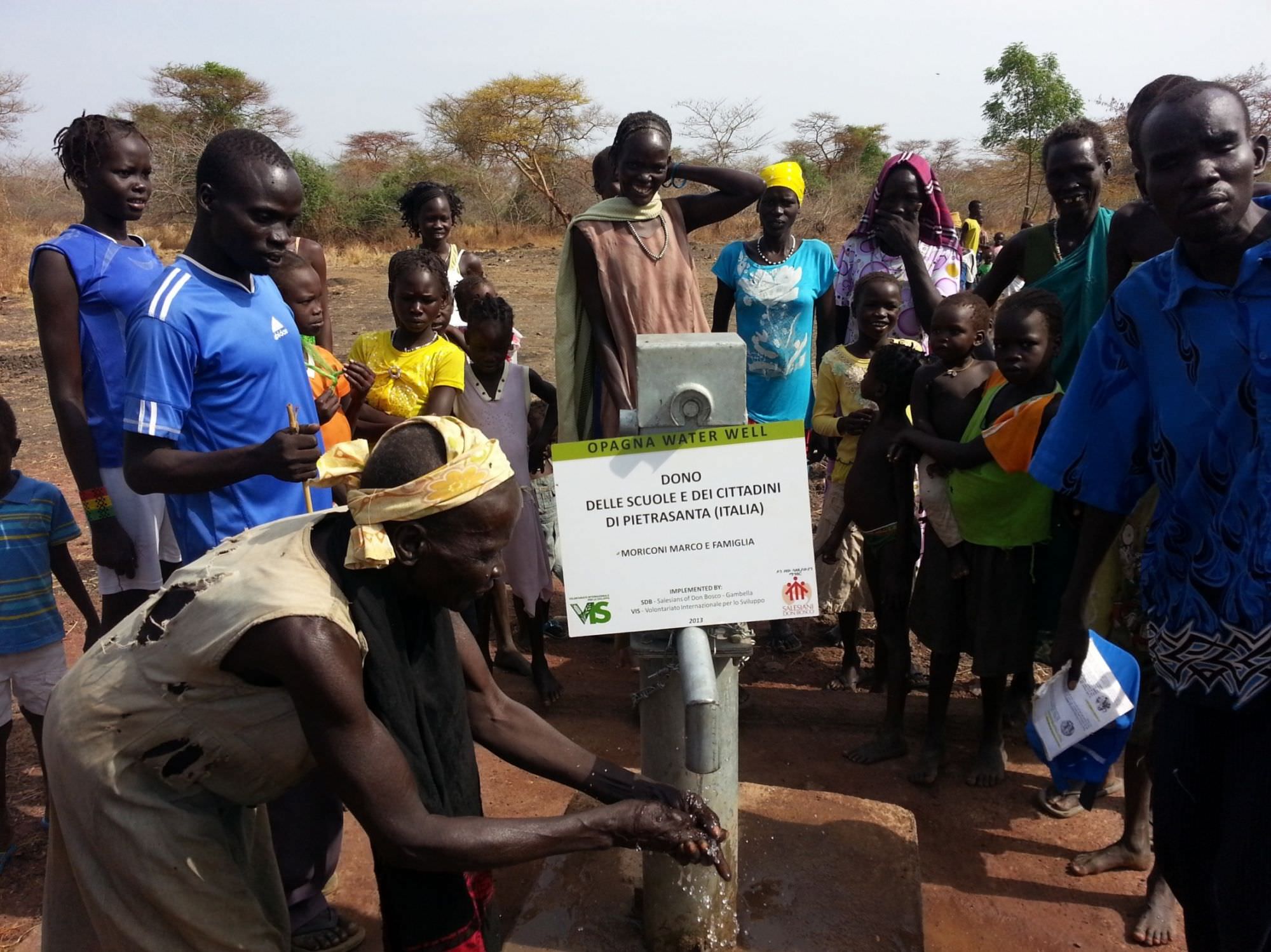 Un pozzo d’acqua potabile in Africa grazie alla solidarietà di Pietrasanta